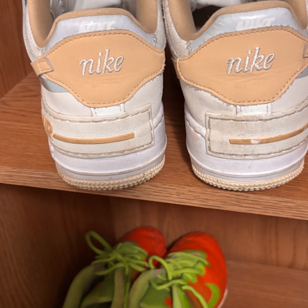 Nike dunks - image 3